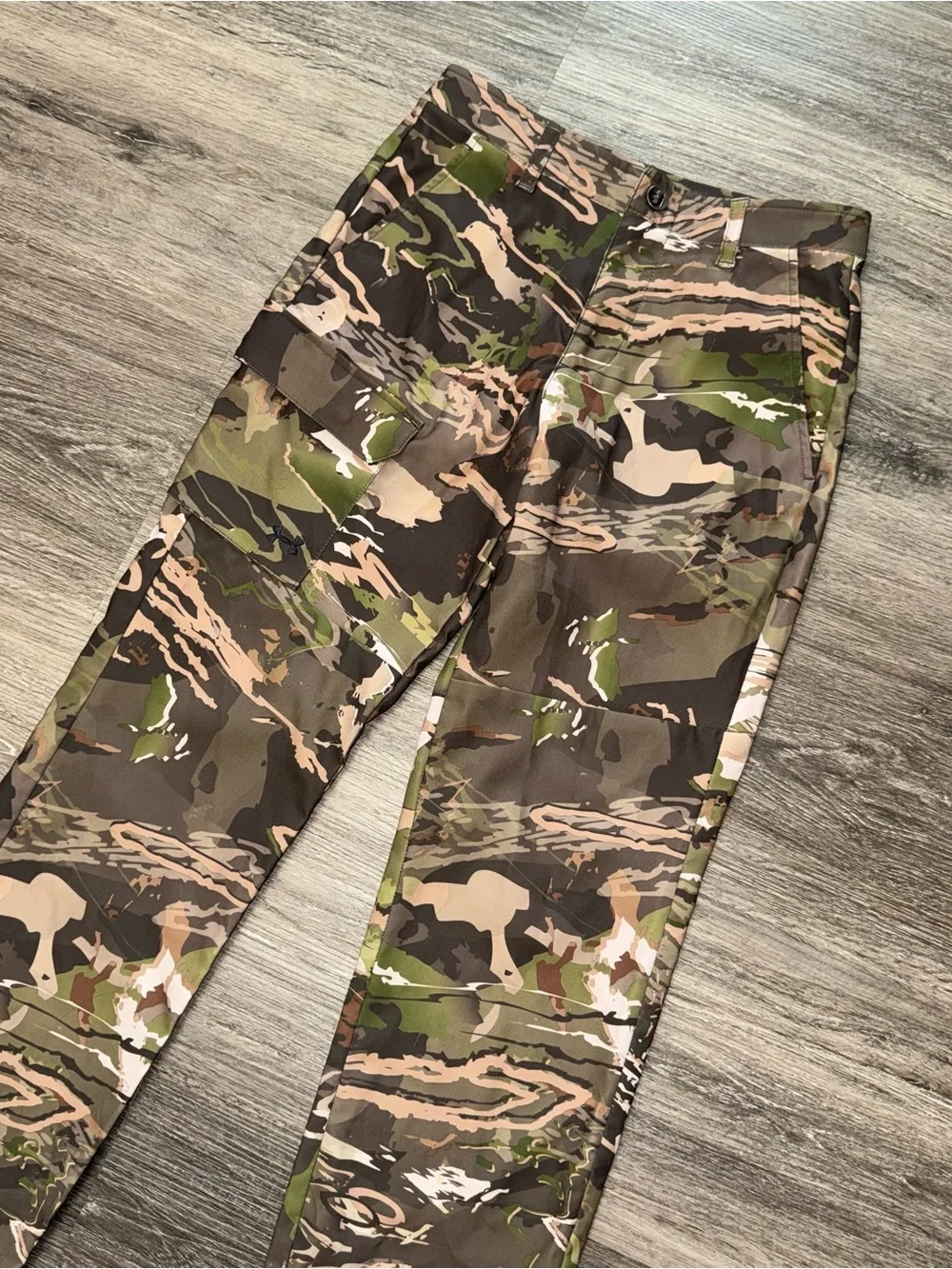 Under Armour Storm Camo Pants Youth Boys Size 14 Cargo Hunting Outdoors Loose